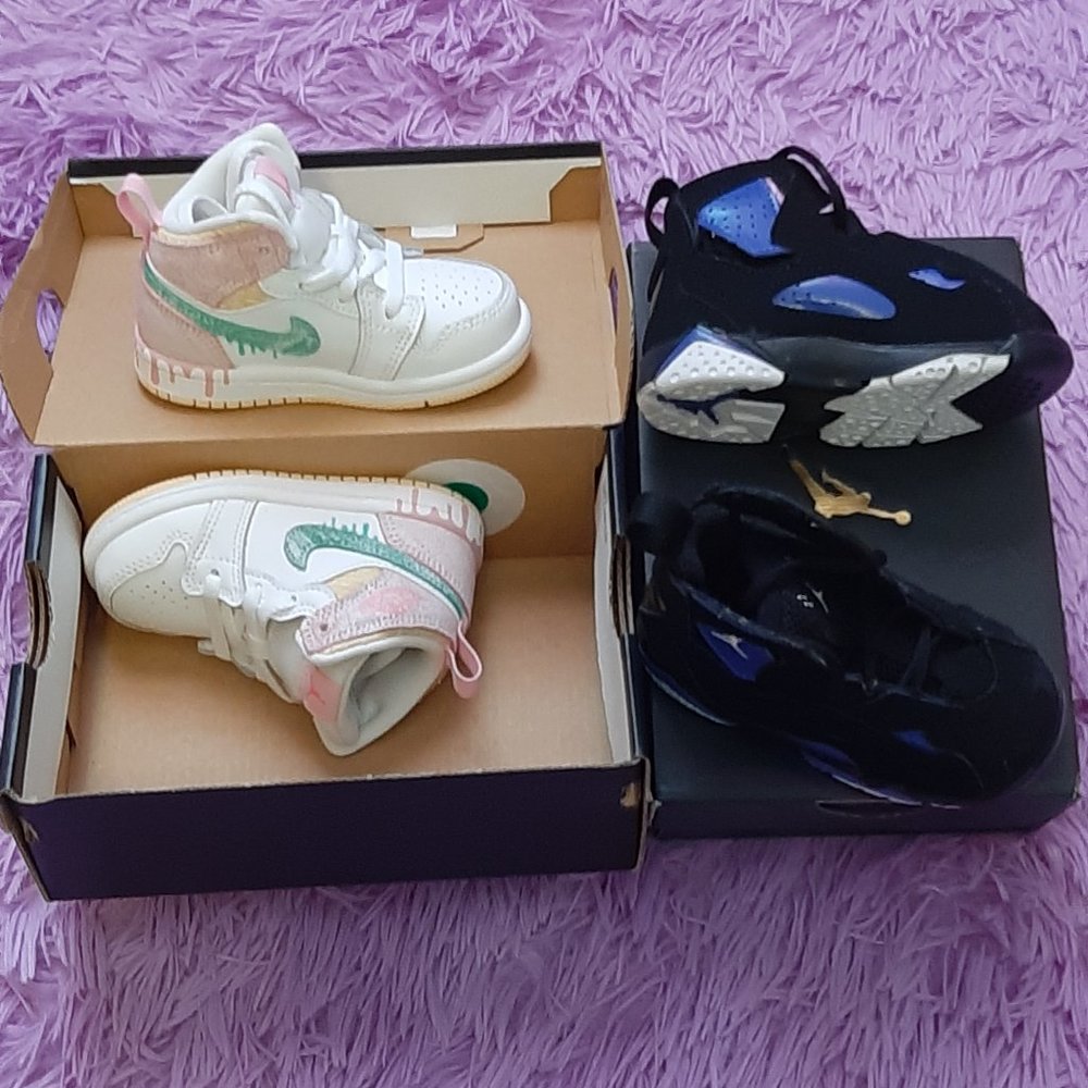 Jordan Sneakers (Baby - Size 5)